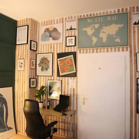 Cozy , Warm And Welcoming Room In The Heart Of Nuernberg Buitenkant foto